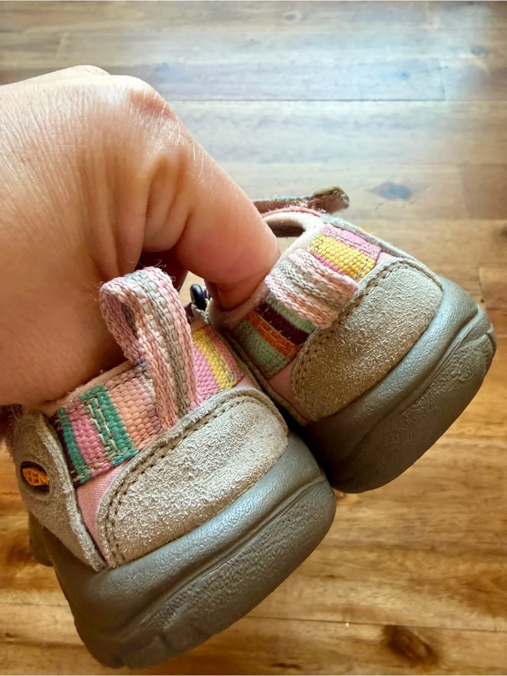KEEN Newport H2 Sandals Girls Toddler Size 8 Pink Multicolor Closed Toe